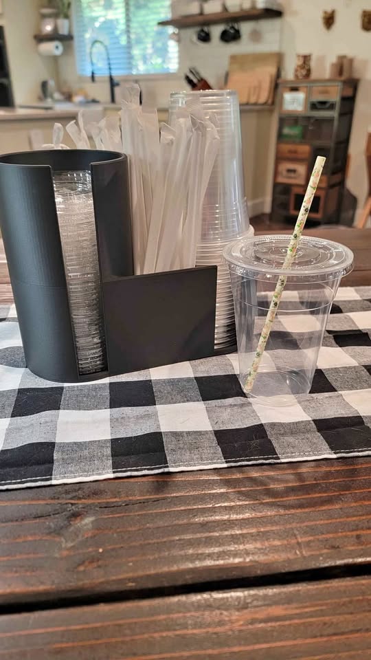 Plastic Cup and Lid Organizer