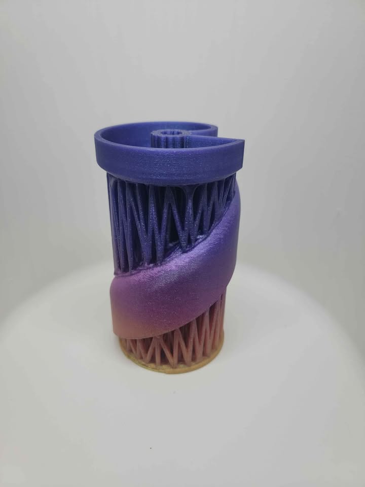 3D Printed Portable Dice Tower